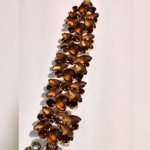 Vintage Confirmed Juliana Spectacular Glowing Frosted Topaz Silk Glass Bracelet - Picture 5 of 14